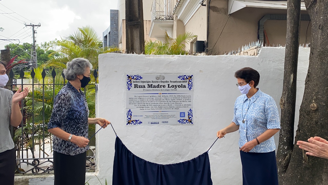 Nome de Madre Loyola está eternizado em rua recifense
