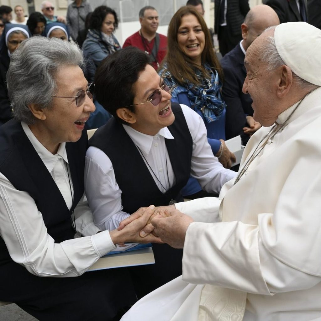 Representantes das RIC encontram-se com o Papa Francisco e dão um novo passo na trajetória de canonização da Irmã Adélia