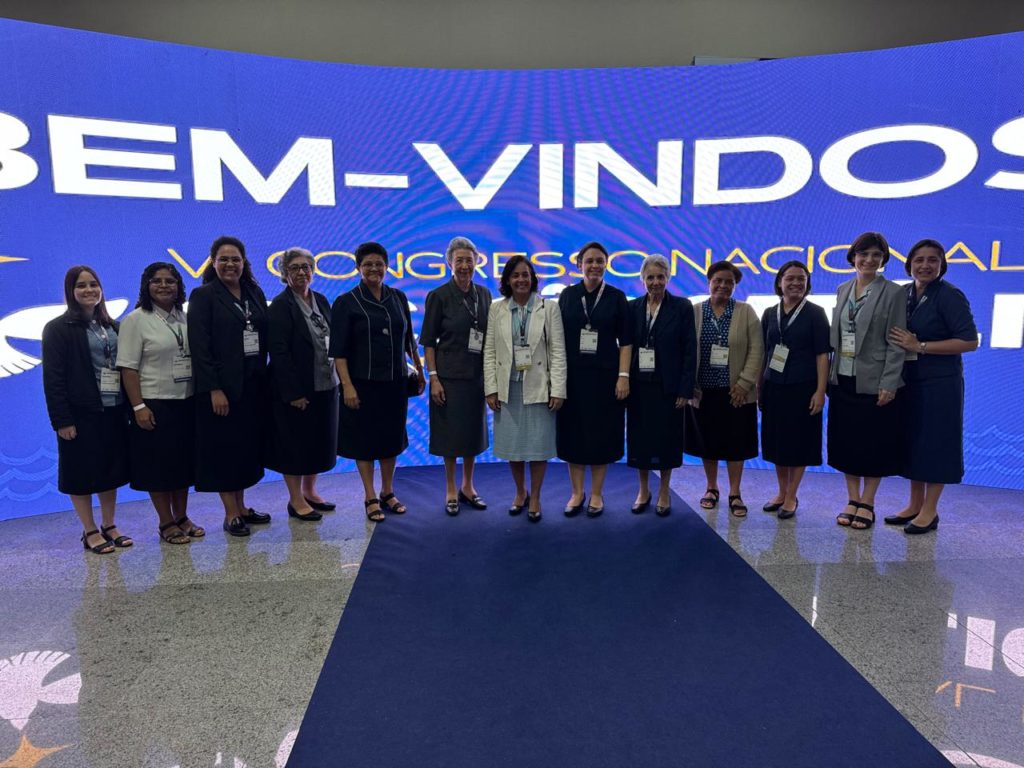 Representantes da Rede Damas marcam presença no VII Congresso Nacional de Educação Católica